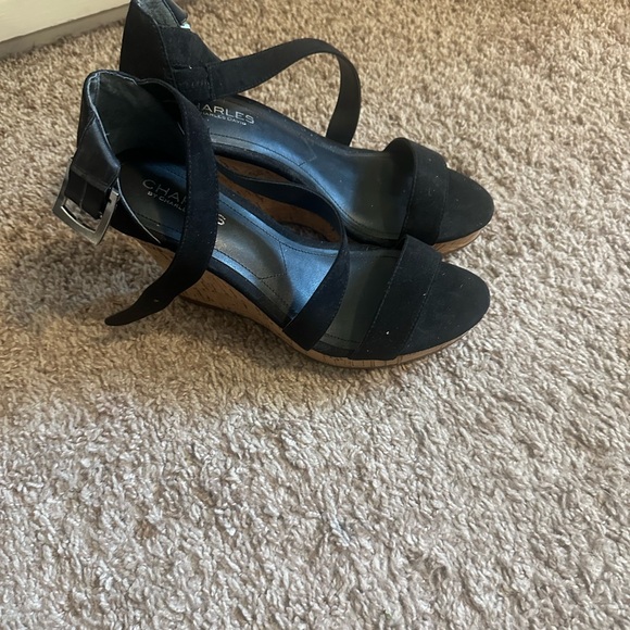 Women’s Charles David wedge shoes size 8.5 - Picture 3 of 3
